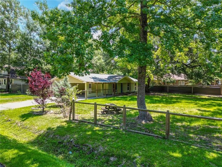 Property Photo:  2549 Villere Street  LA 70448 