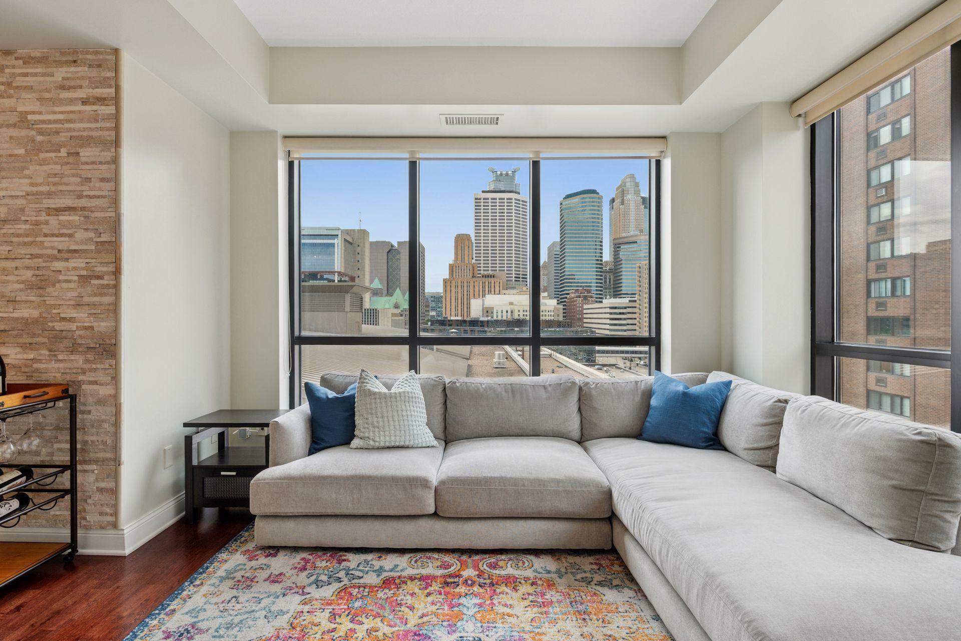 Property Photo: 100 3rd Avenue S 706 MN 55401
