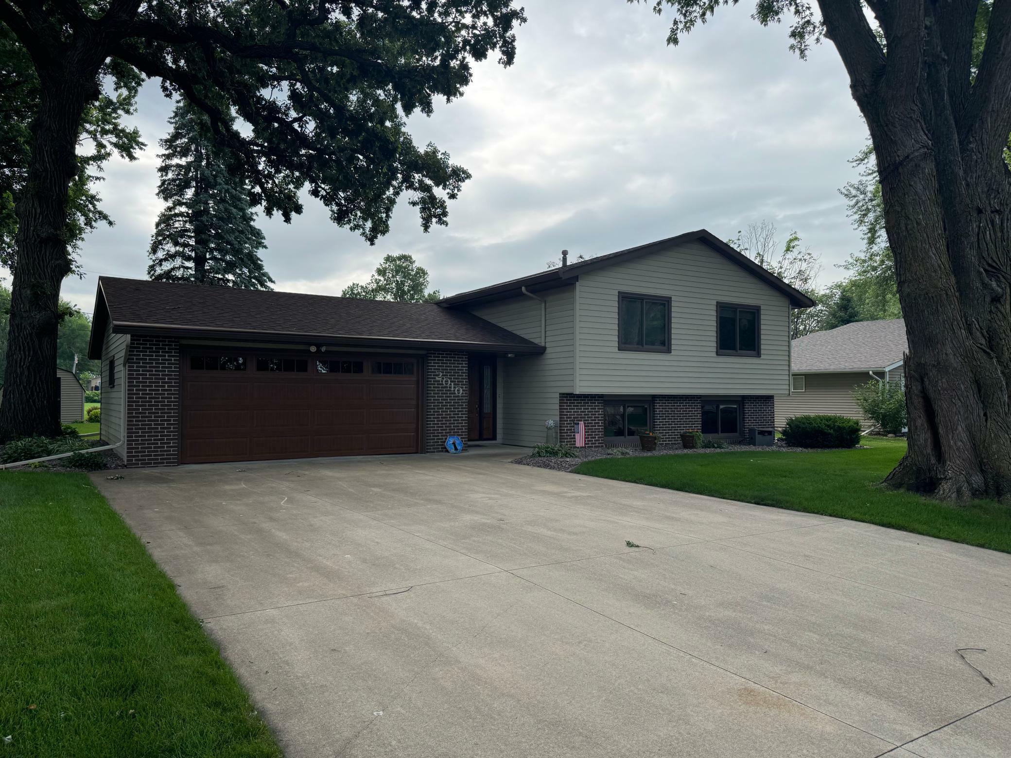Property Photo: 2010 Highland Avenue MN 56007