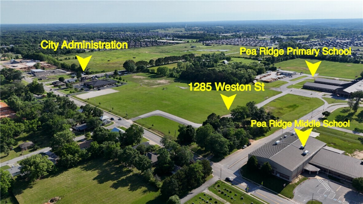 Property Photo: 1285 Weston Street AR 72751