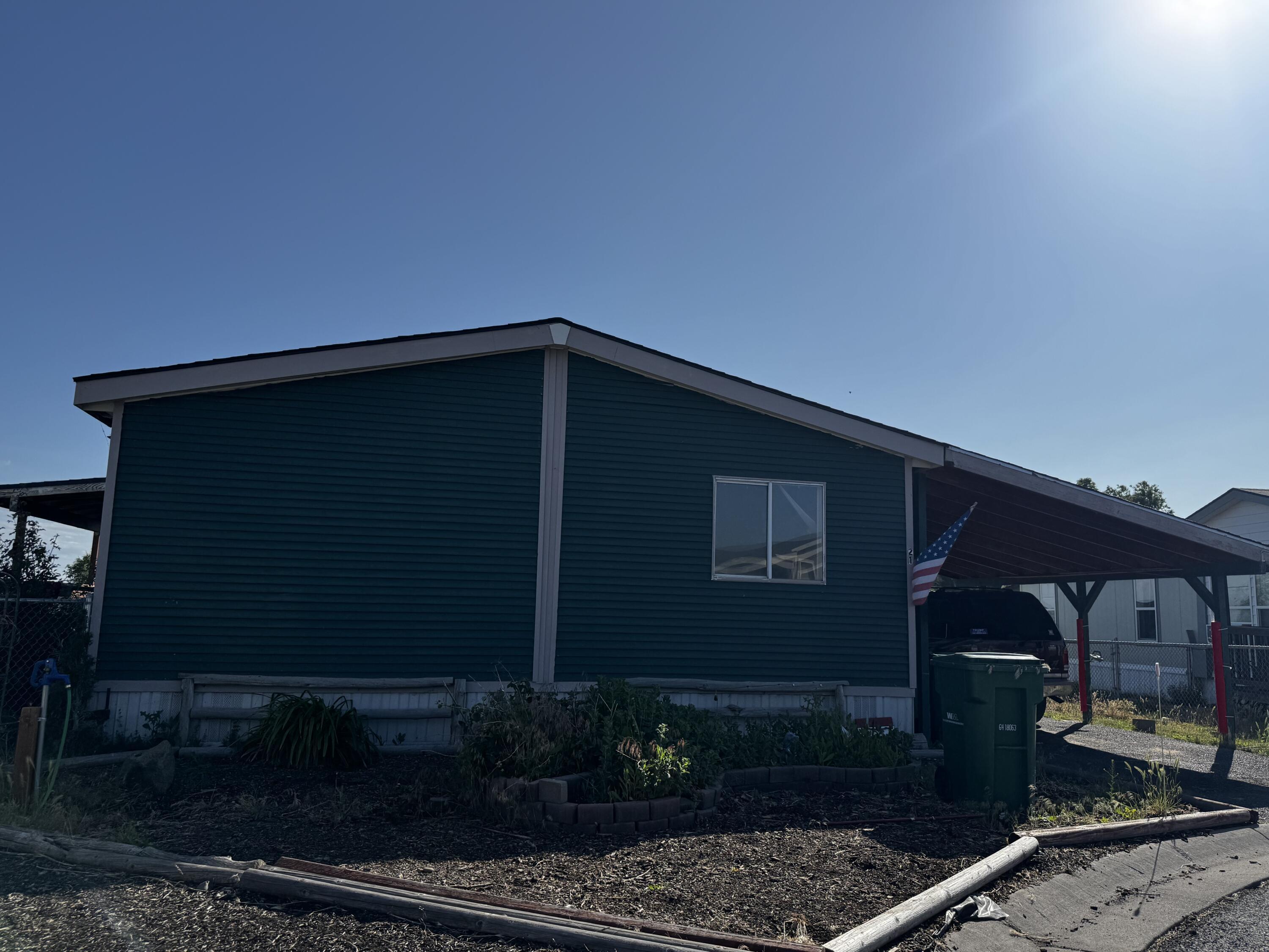 Property Photo: 1663 Greensprings Drive 21 OR 97601