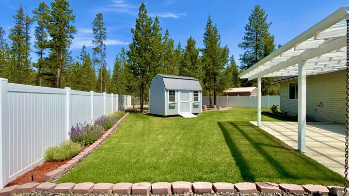 Property Photo: 51441 Mac Court OR 97739