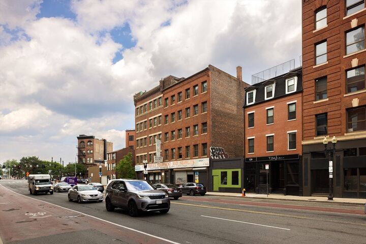 Property Photo: 133 North Washington Street MA 02113