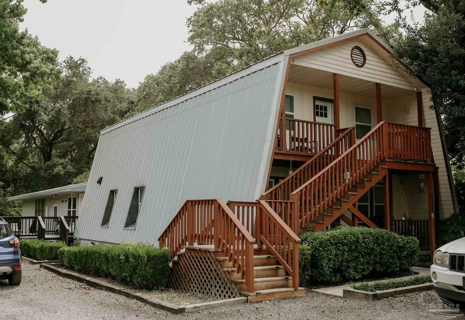 Property Photo: 3125 Zepp Ln FL 32571