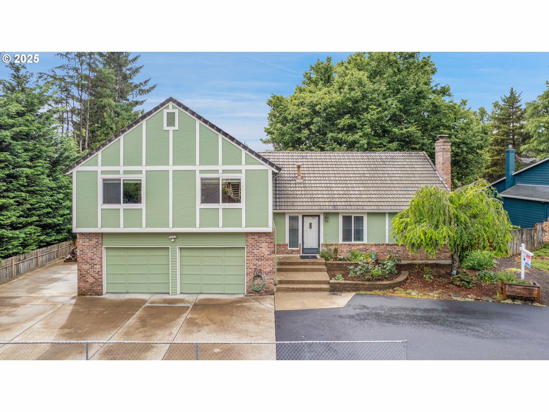 12143 SE Niklas Ln  Happy Valley OR 97086 photo