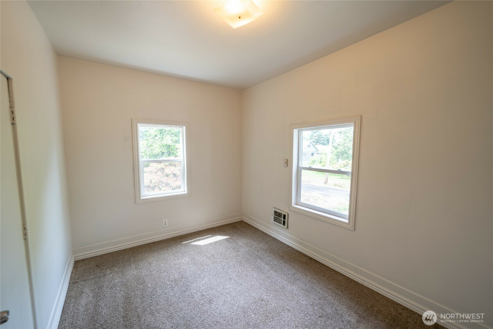 Property Photo: 1117 W Stockwell Street WA 98520