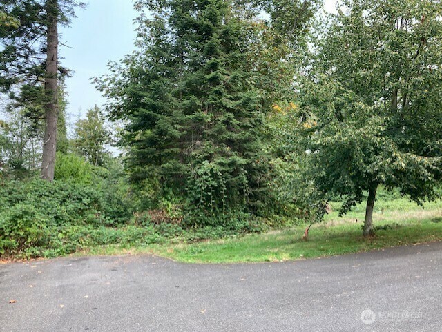 Property Photo: 26900 13 Th Avenue S WA 98198