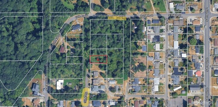 Property Photo: 26900 13 Th Avenue S WA 98198