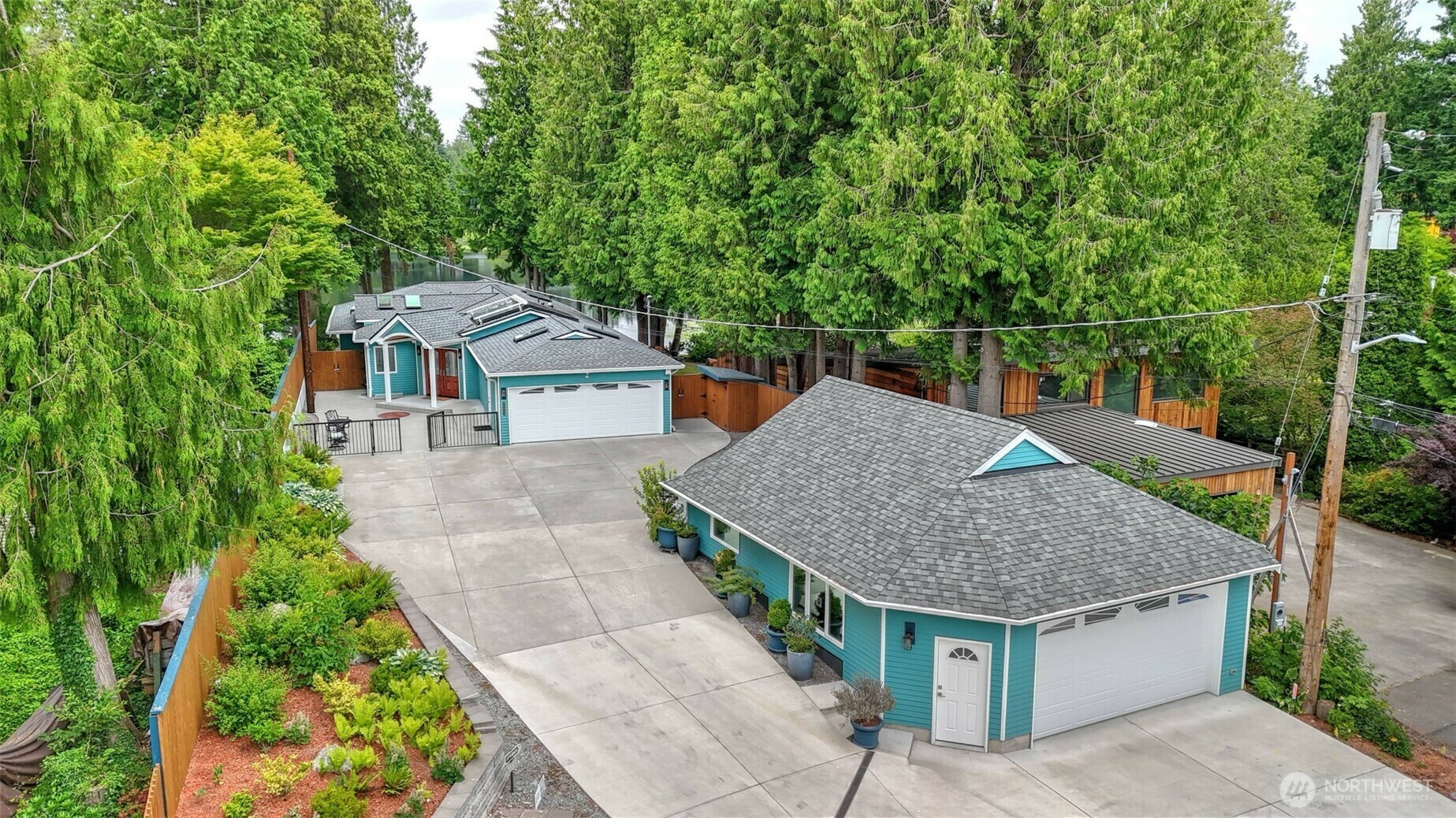 Property Photo: 2171 N 122nd Place WA 98133
