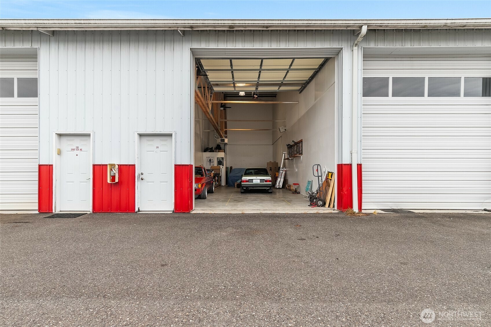 Property Photo: 1906 Midway Lane 311 WA 98226