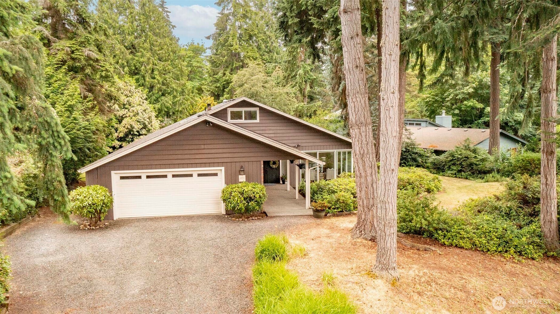 10761  Bill Point Crest  NE  Bainbridge Island WA 98110 photo