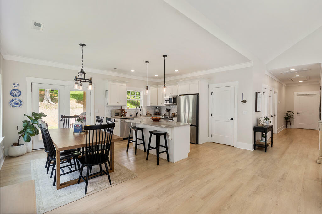 Property Photo: 7596 Grasshopper Road TN 37336