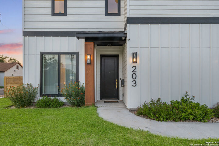 Property Photo:  203 Denver  TX 78210 