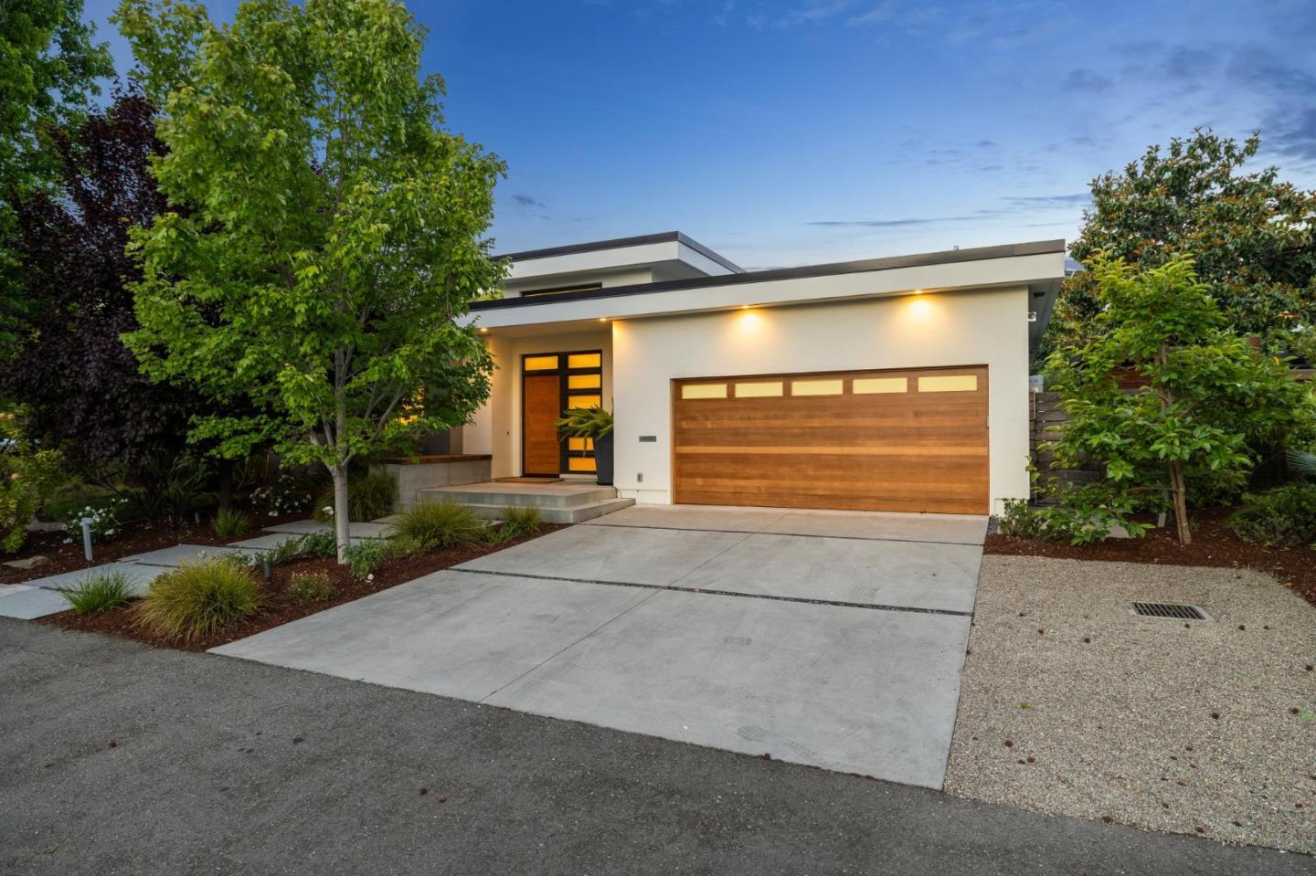 Property Photo:  28 Politzer Drive  CA 94025 
