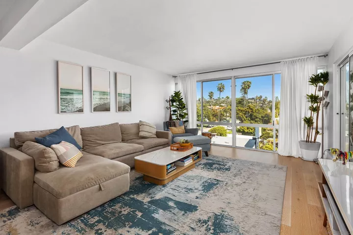 Property Photo:  4944 Cass St. 407  CA 92109 