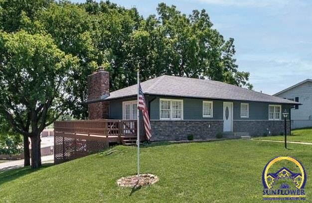 Property Photo:  212 Delaware Dr  KS 66512 