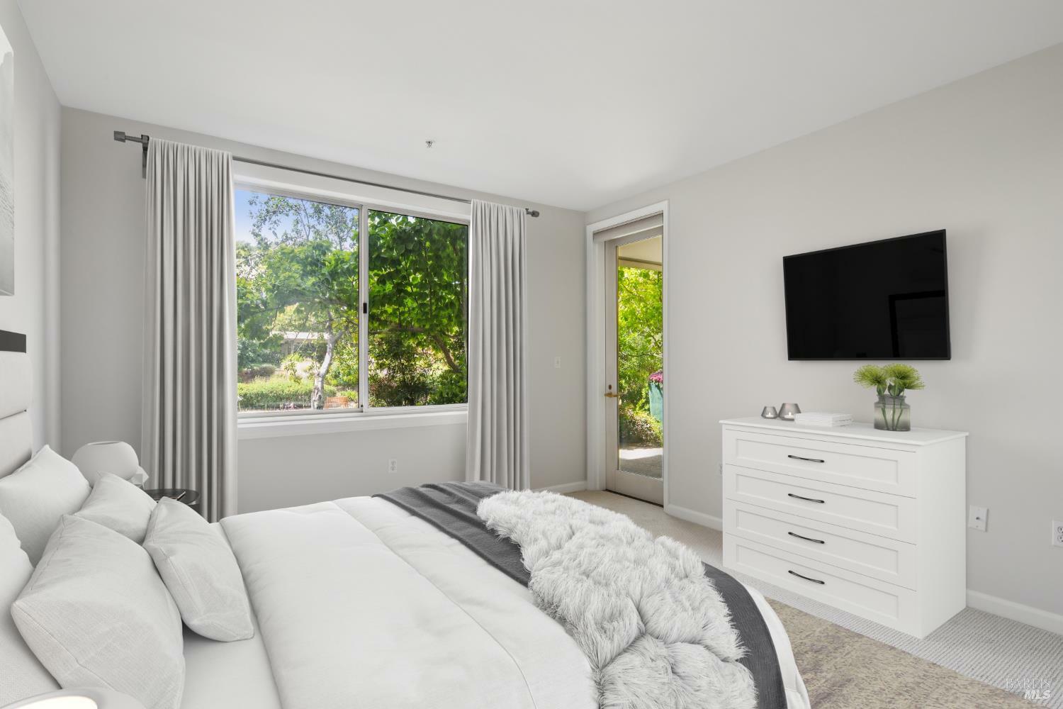 Property Photo: 300 Deer Valley Road 2K CA 94903