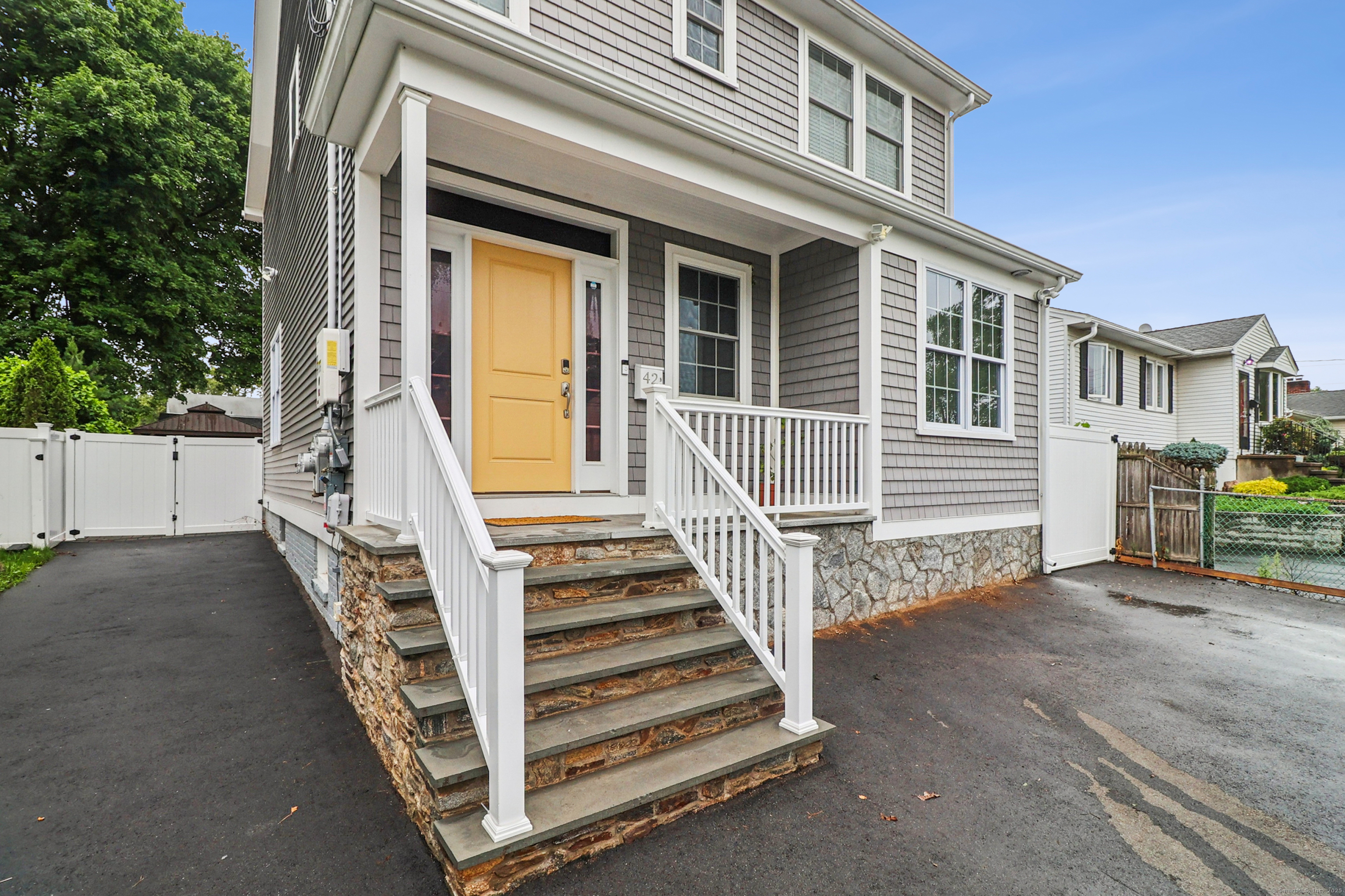Property Photo: 42 Ley Street CT 06512