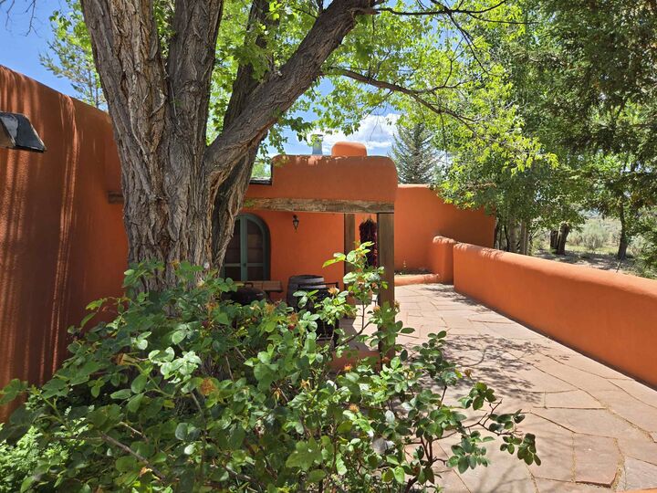 Property Photo:  1601 Millicent Rogers  NM 87571 