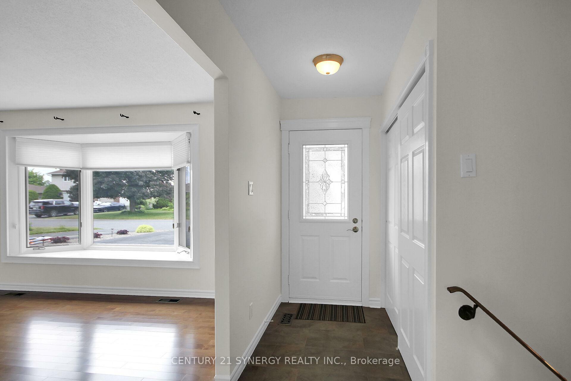Property Photo:  27 Tripp Crescent  ON K2J 1C5 