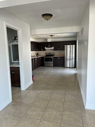 Property Photo: 208 Tiffin Street ON L4N 2N4