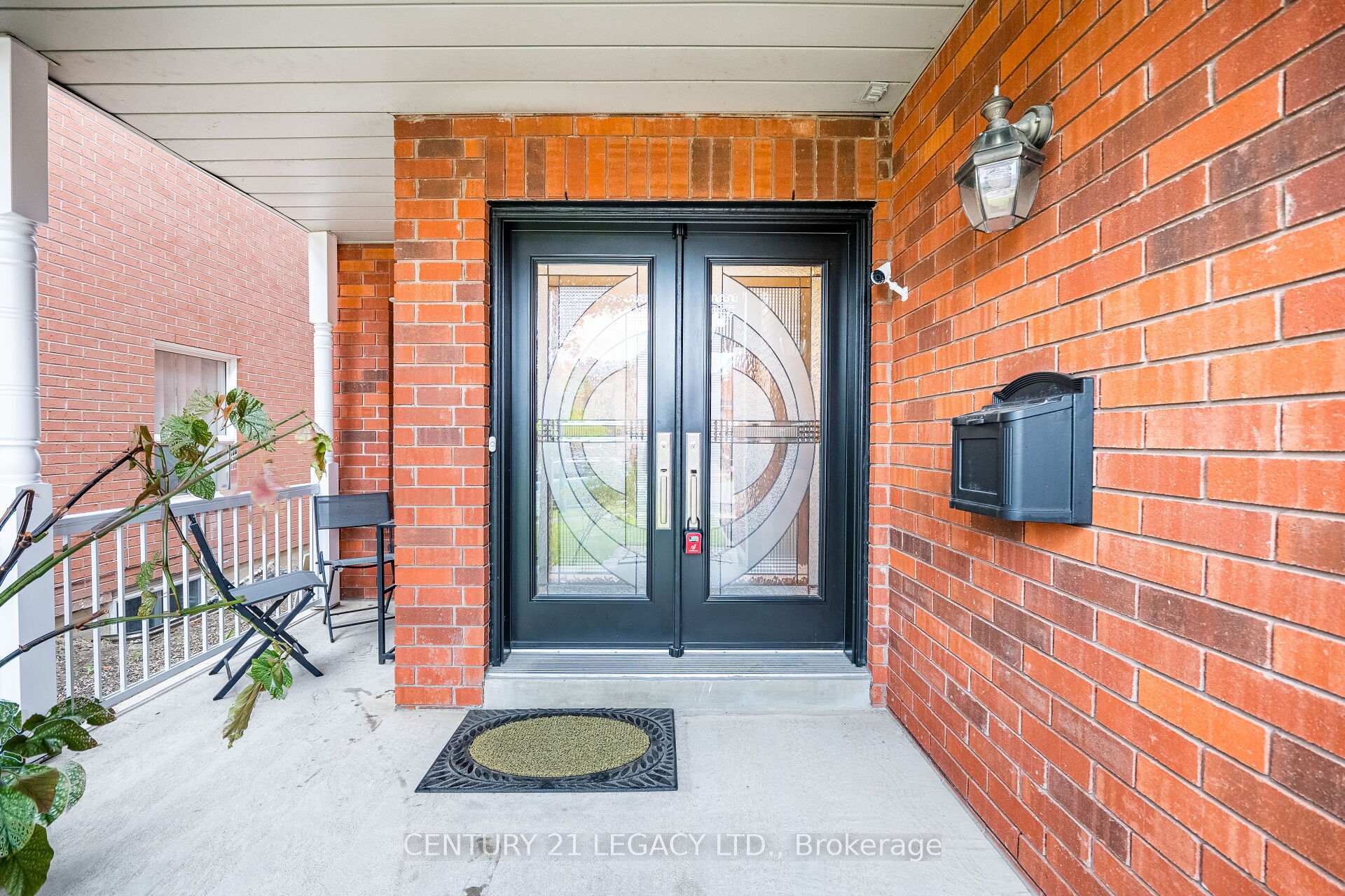 Photo de la propriété: 6882 Gooderham Estate Boulevard ON L5W 1B1