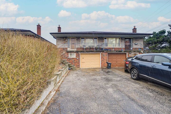 3 Lakeland Drive  Toronto ON M9V 1M8 photo