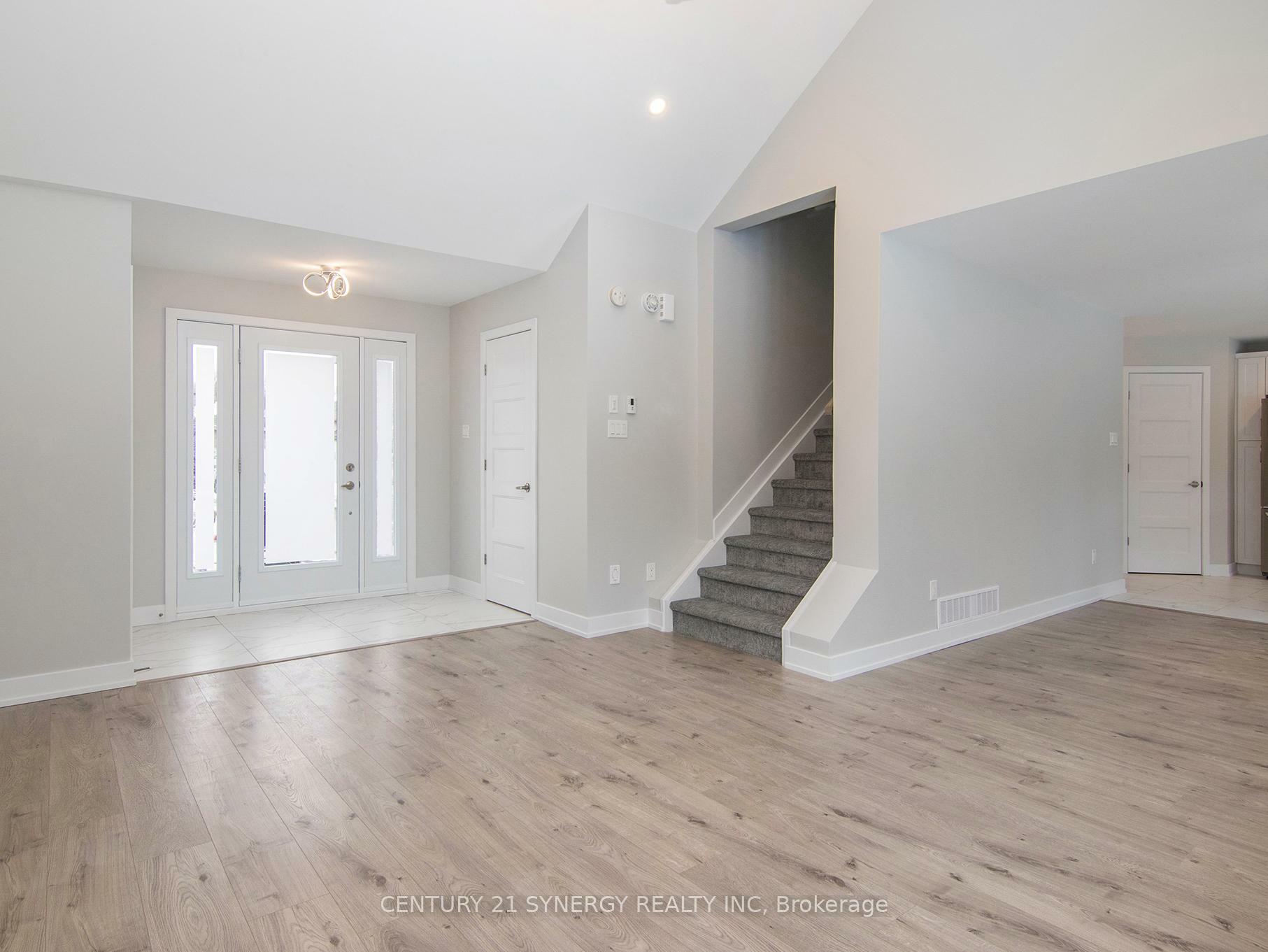 Property Photo: 51 Chateauguay Street ON K0A 1W0