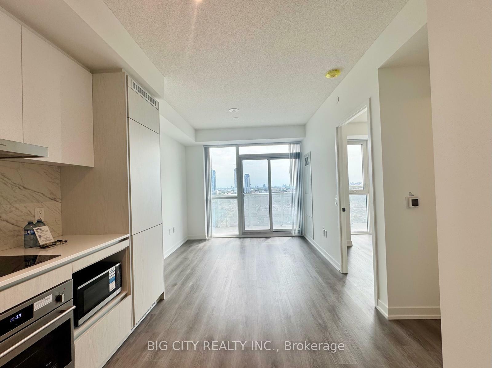 Property Photo: 28 Interchange Way 1507 ON L4K 0P8