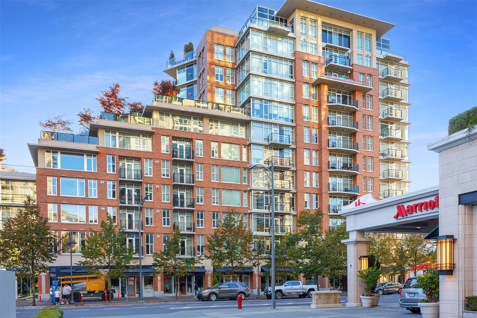 Property Photo: 737 Humboldt St N806 BC V8W 1B1