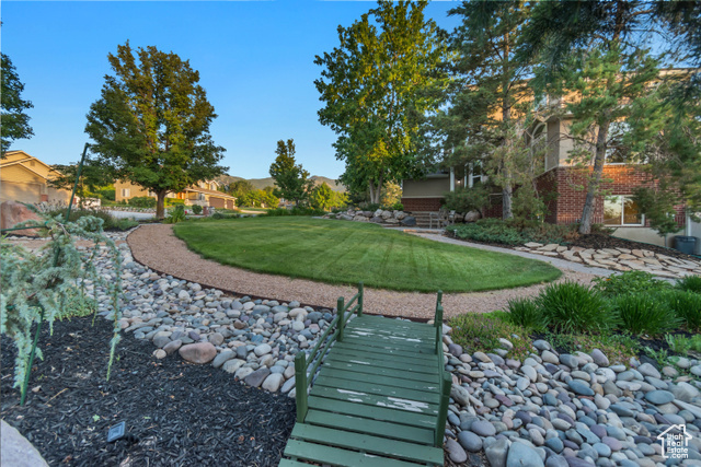 Property Photo: 14012 S Osborne Ln E UT 84020