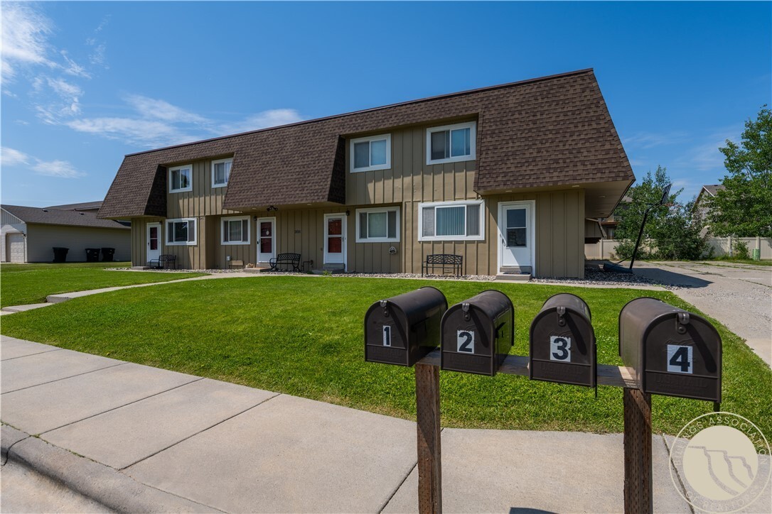 Property Photo: 2016 Clubhouse Way MT 59105