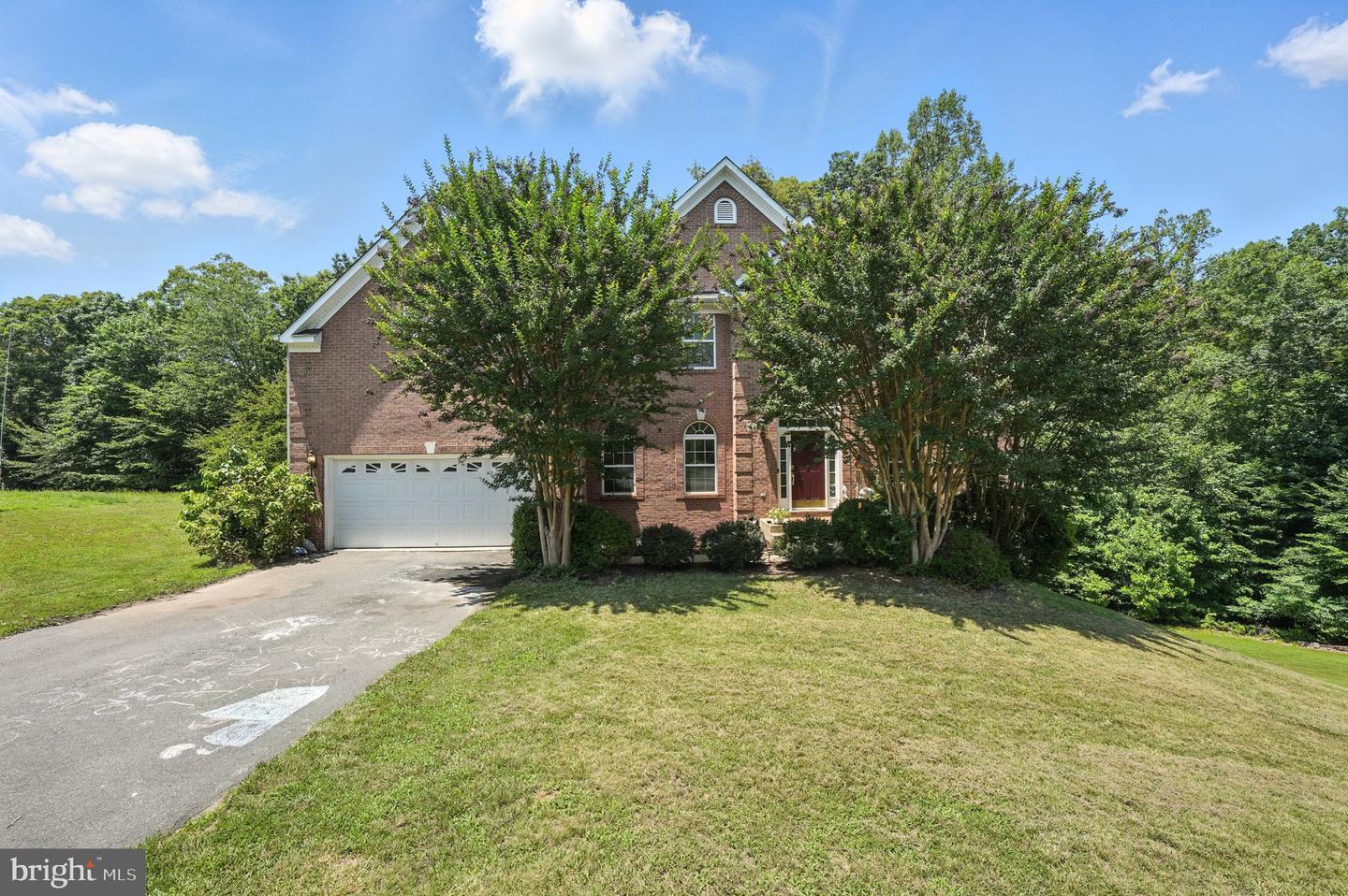 Property Photo: 58 Twin Hill Lane VA 22554