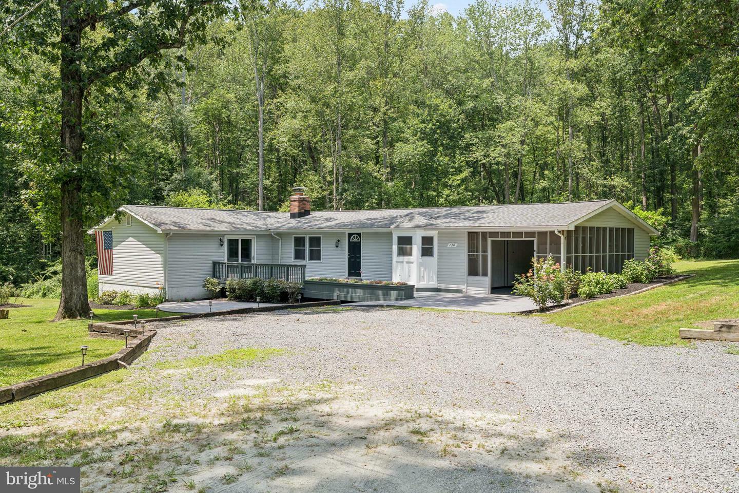 Property Photo: 130 Longview Drive VA 22556