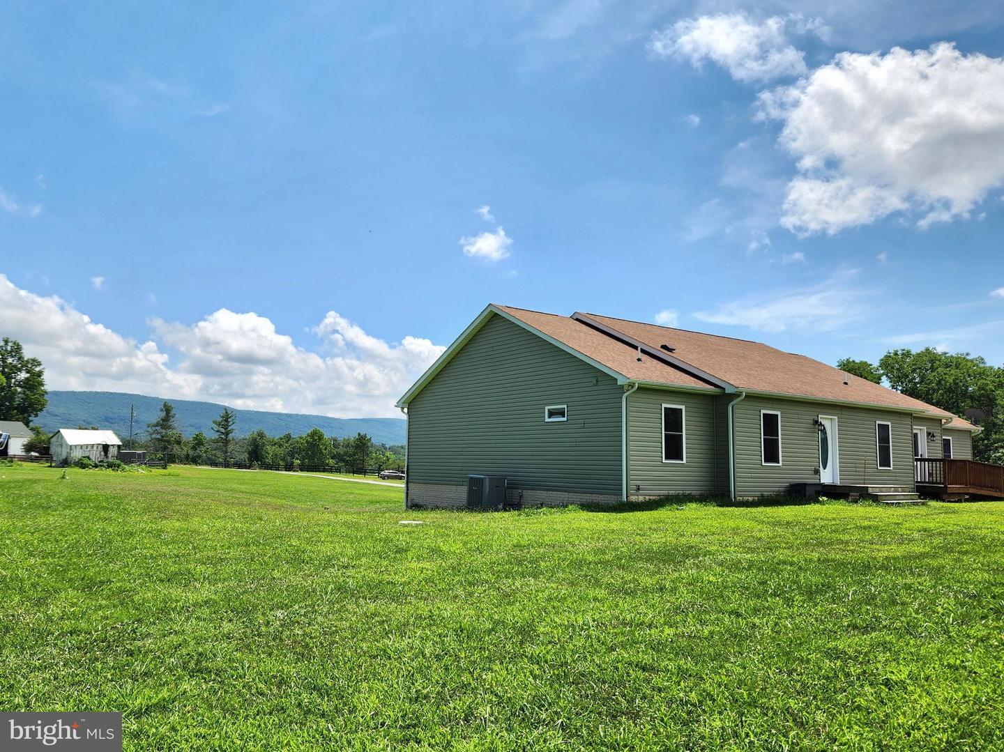 Property Photo: 470 Frys Lane WV 25414