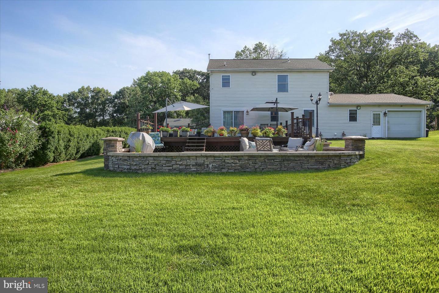 Property Photo:  908 Sunnyside Road  PA 17036 