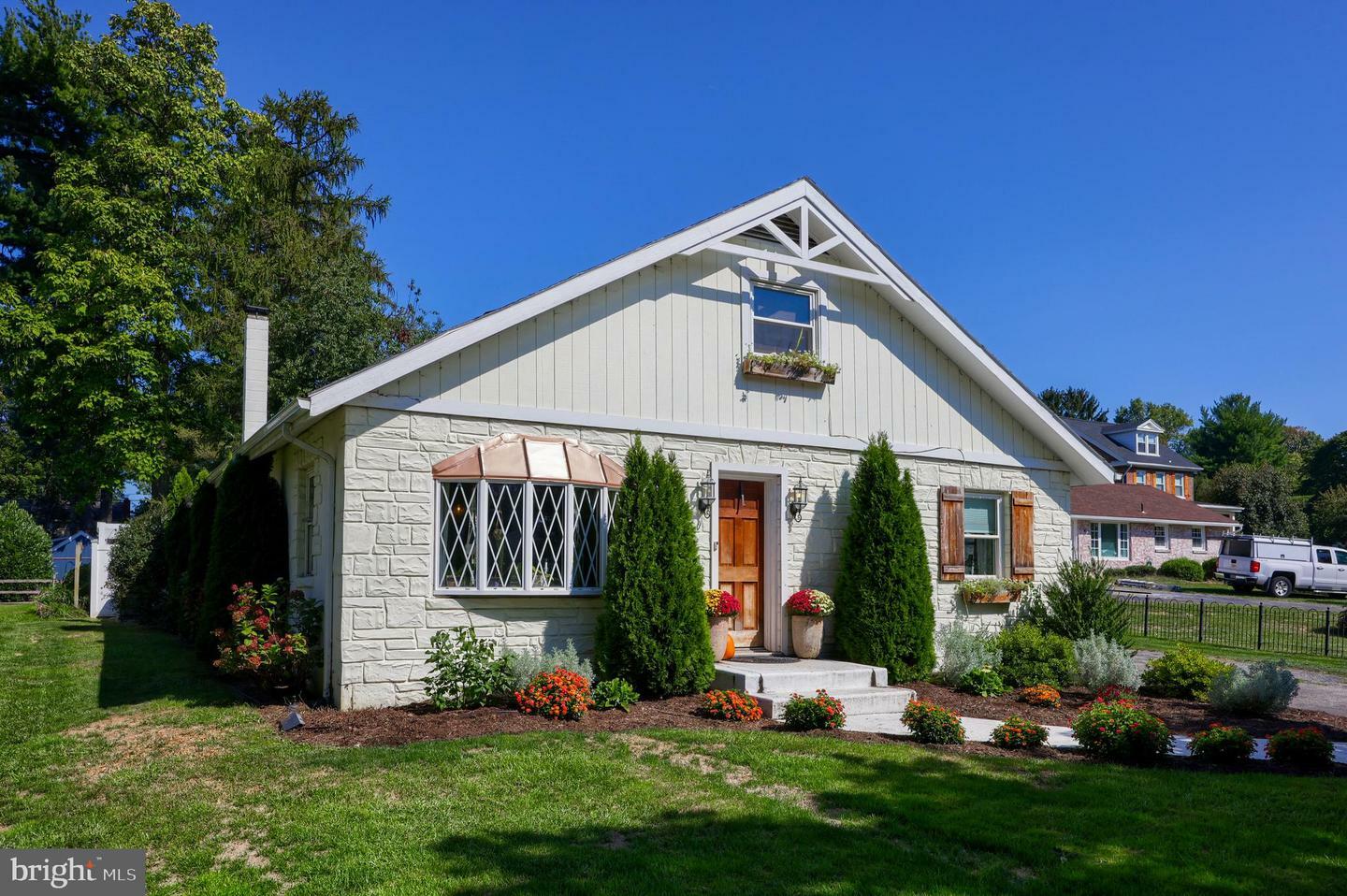 Property Photo: 137 Maple Lane PA 17601