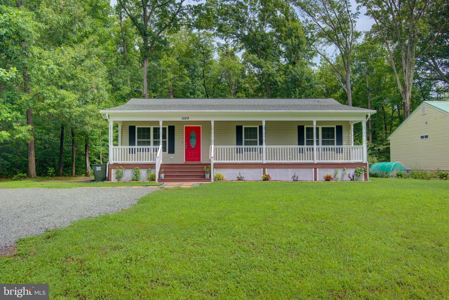 1029 Mattox Avenue  Colonial Beach VA 22443 photo