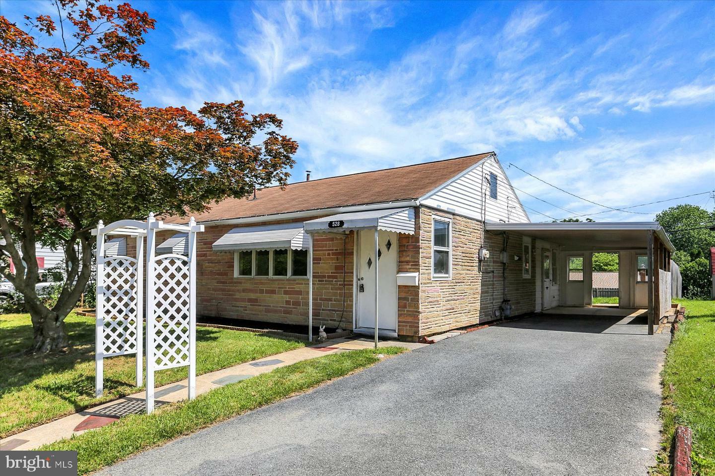 Property Photo: 528 N Enola Drive PA 17025