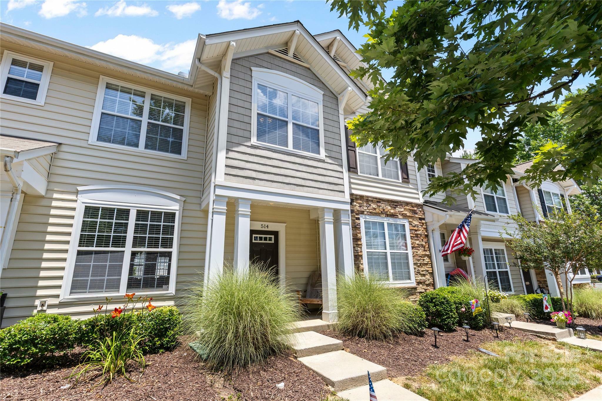 Property Photo: 514 Bent Leaf Court SC 29708