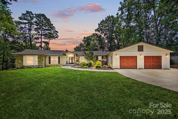 Property Photo: 4485 River Oaks Road SC 29710