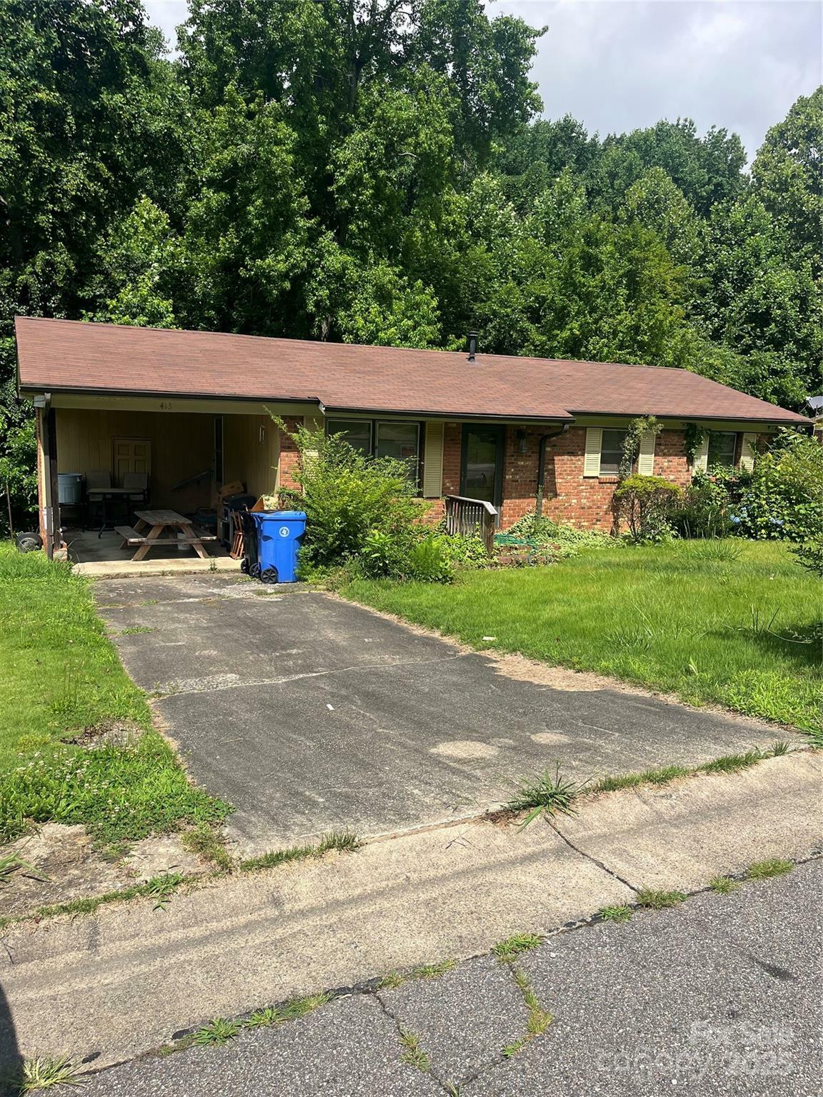Property Photo: 413 McLelland Avenue NC 28115