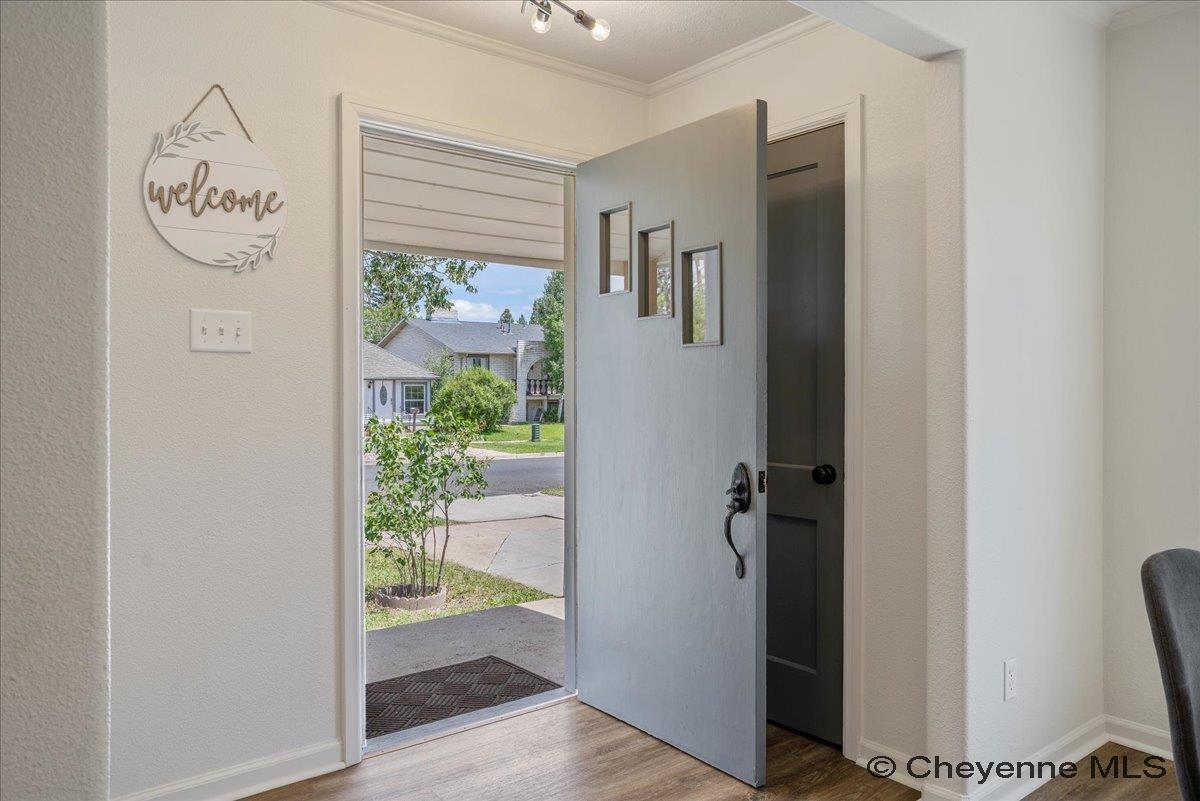 Property Photo: 3068 Reed Ave WY 82001