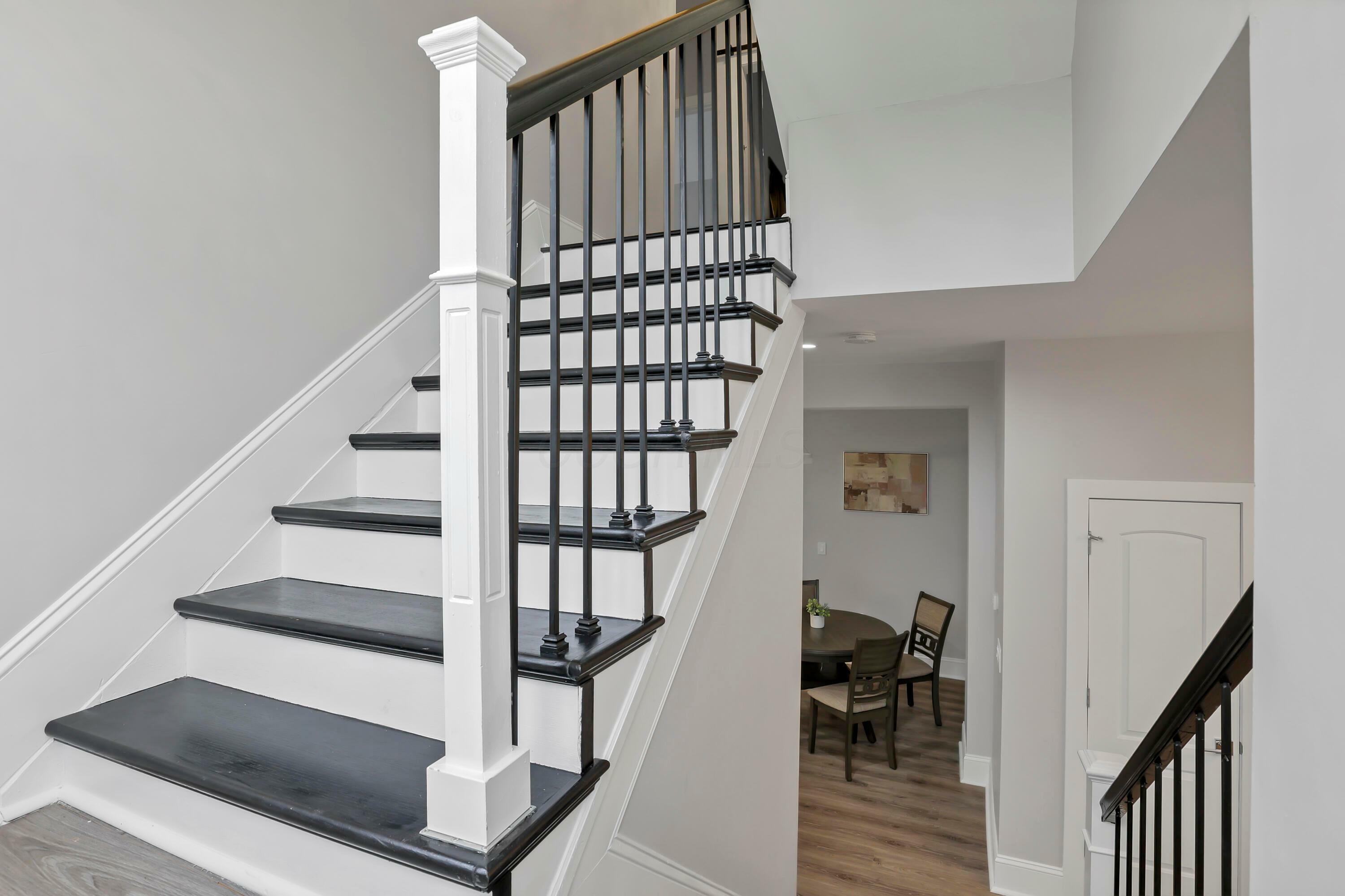 Property Photo: 571 Linwood Avenue OH 43205