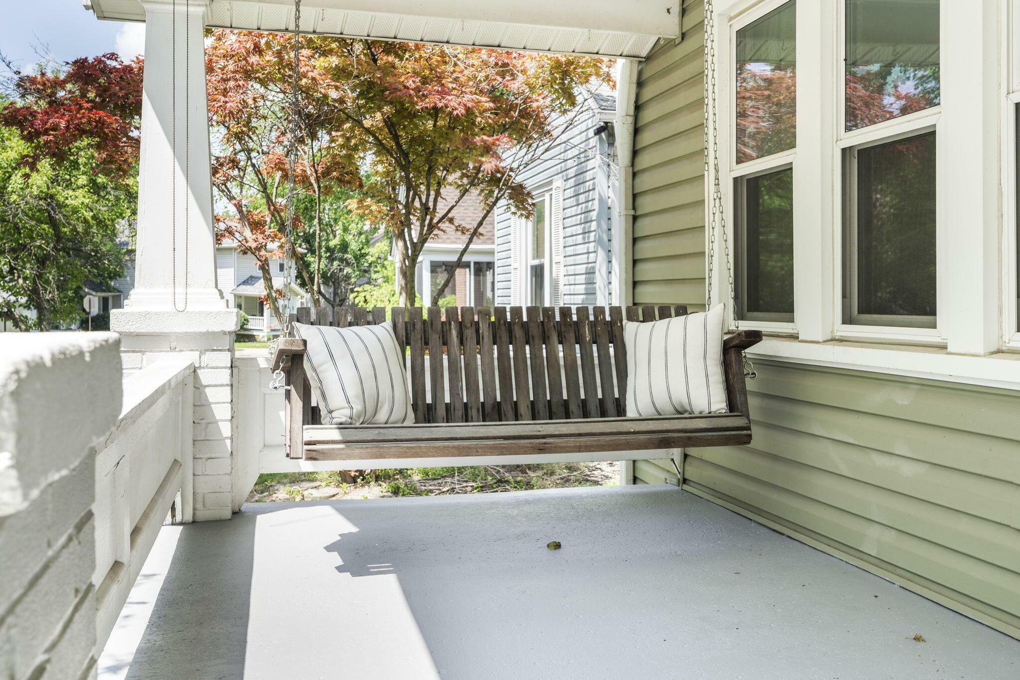 Property Photo:  956 McClain Road  OH 43212 