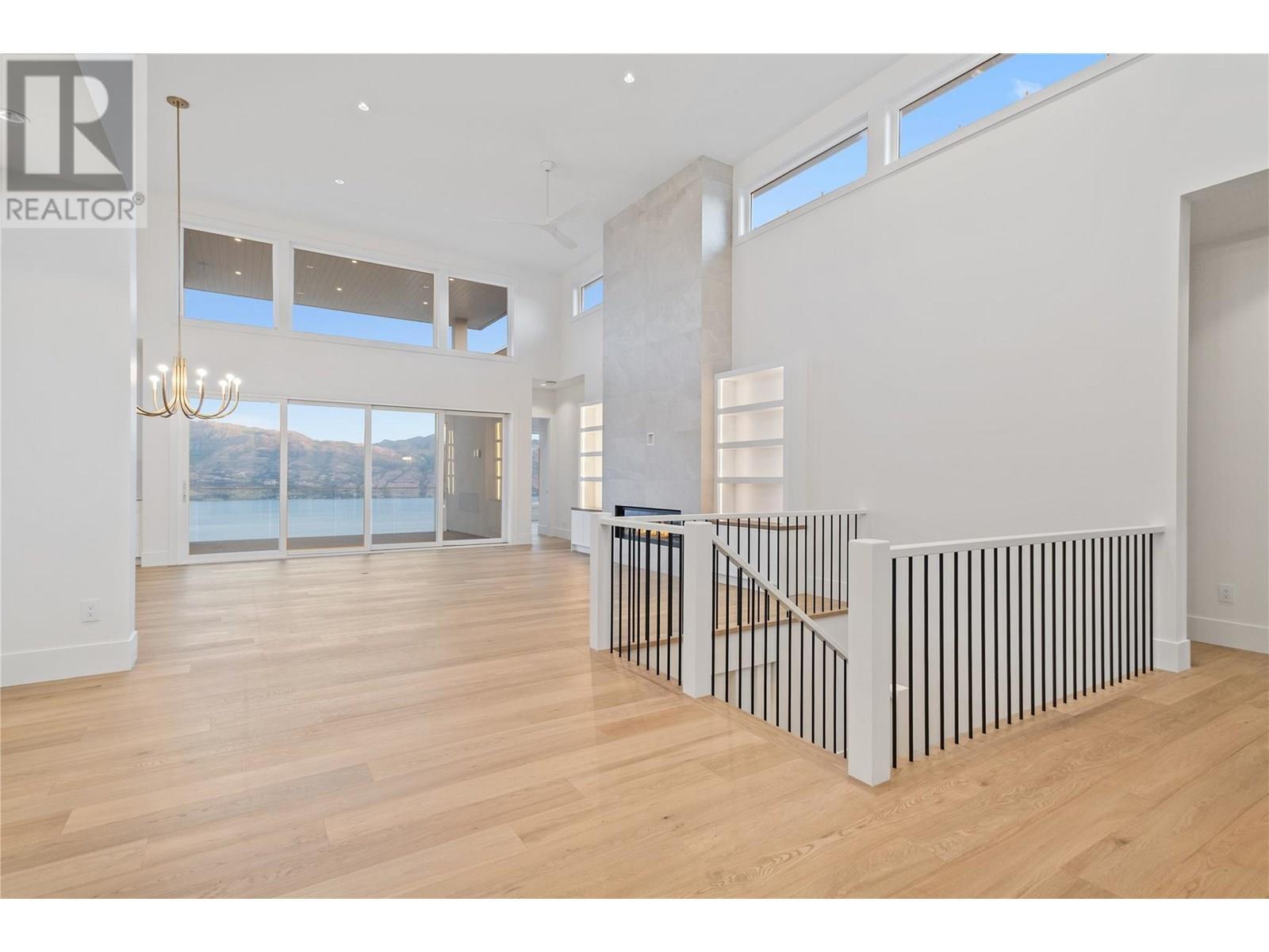 Property Photo: 1391 Vineyard Drive BC V4T 0E9