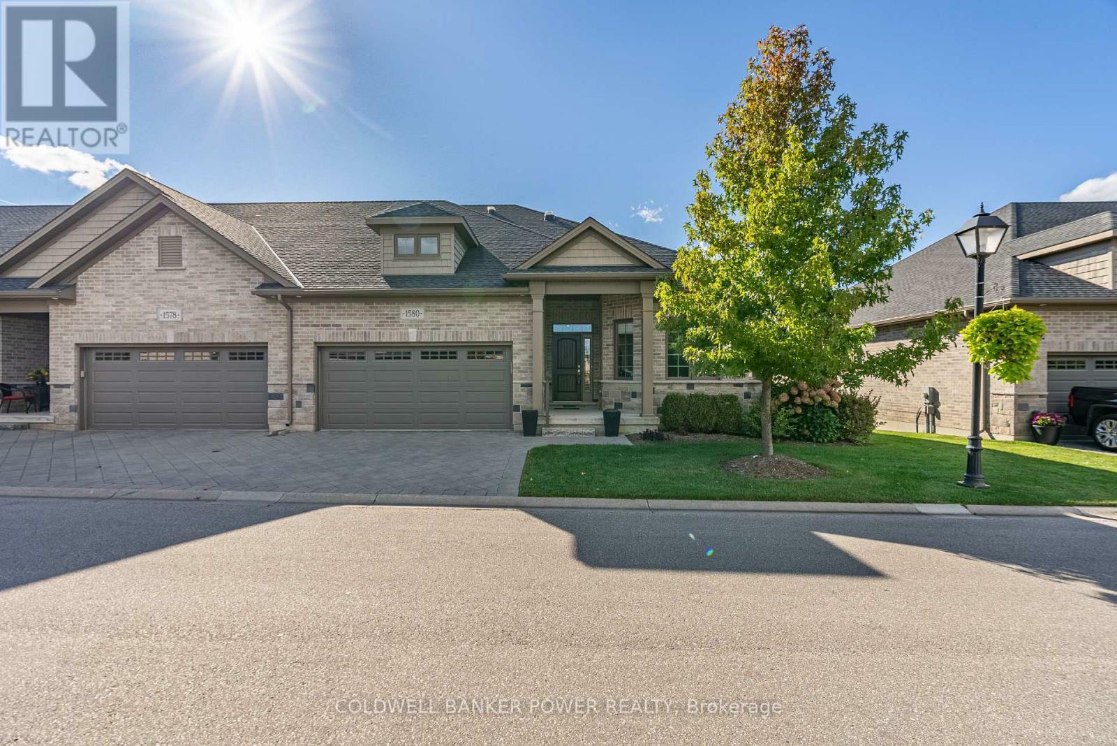 Property Photo: 1580 Moe Norman Place ON N6K 5R5