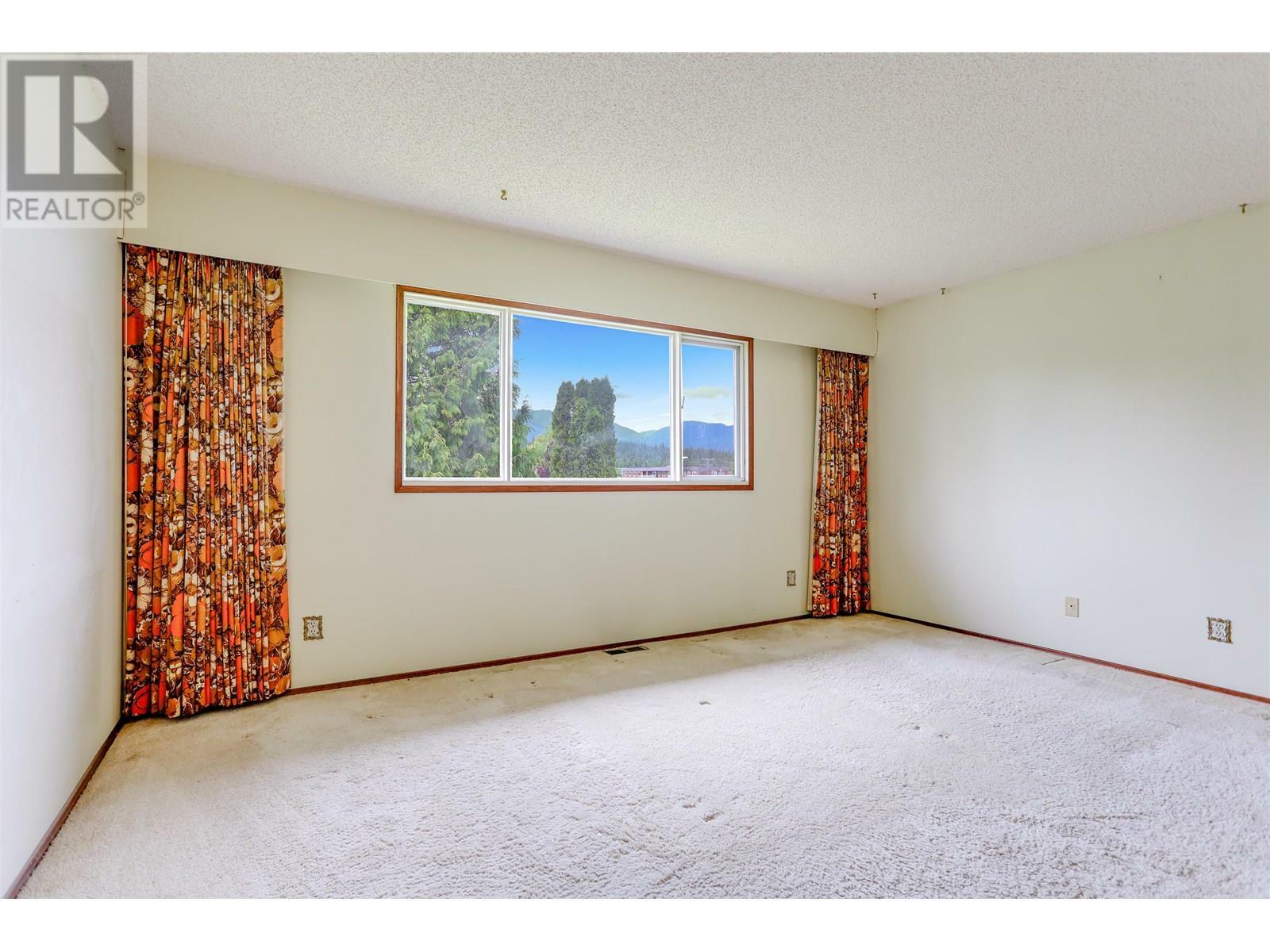 Property Photo: 98 Charles Street BC V8C 2J3