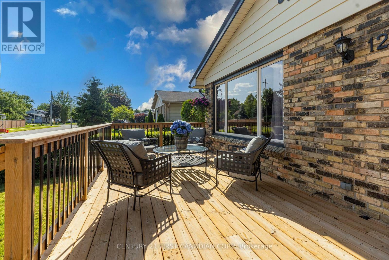 Photo de la propriété: 122 Nicoline Avenue ON N0M 2J0