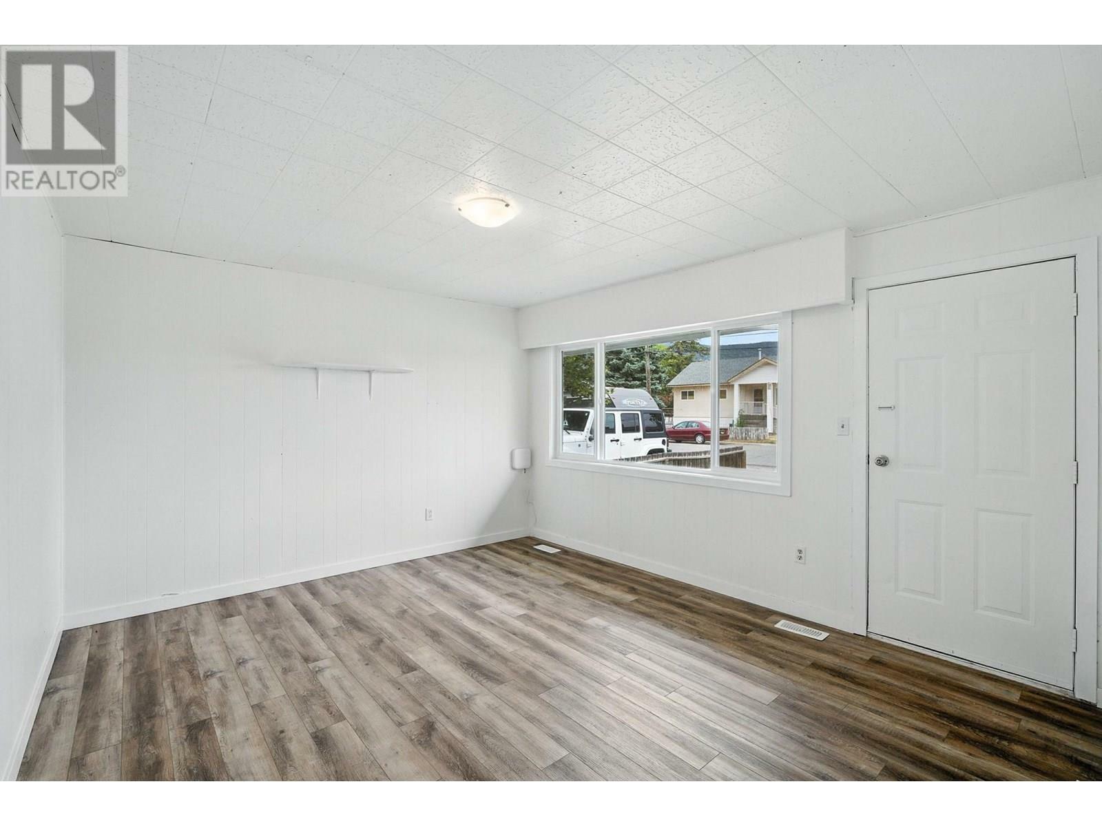 Property Photo: 2564 Coutlee Avenue BC V1K 1B8